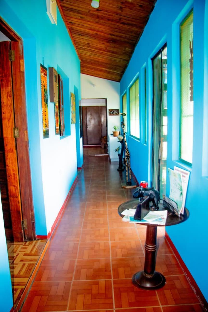 Hostel Pensao Ya Mute Chimoio Bagian luar foto